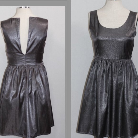 Ya Los Angeles Dress - Picture 14 of 15